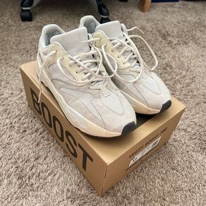 Yeezy Boost 700v1 Analog - Size 12